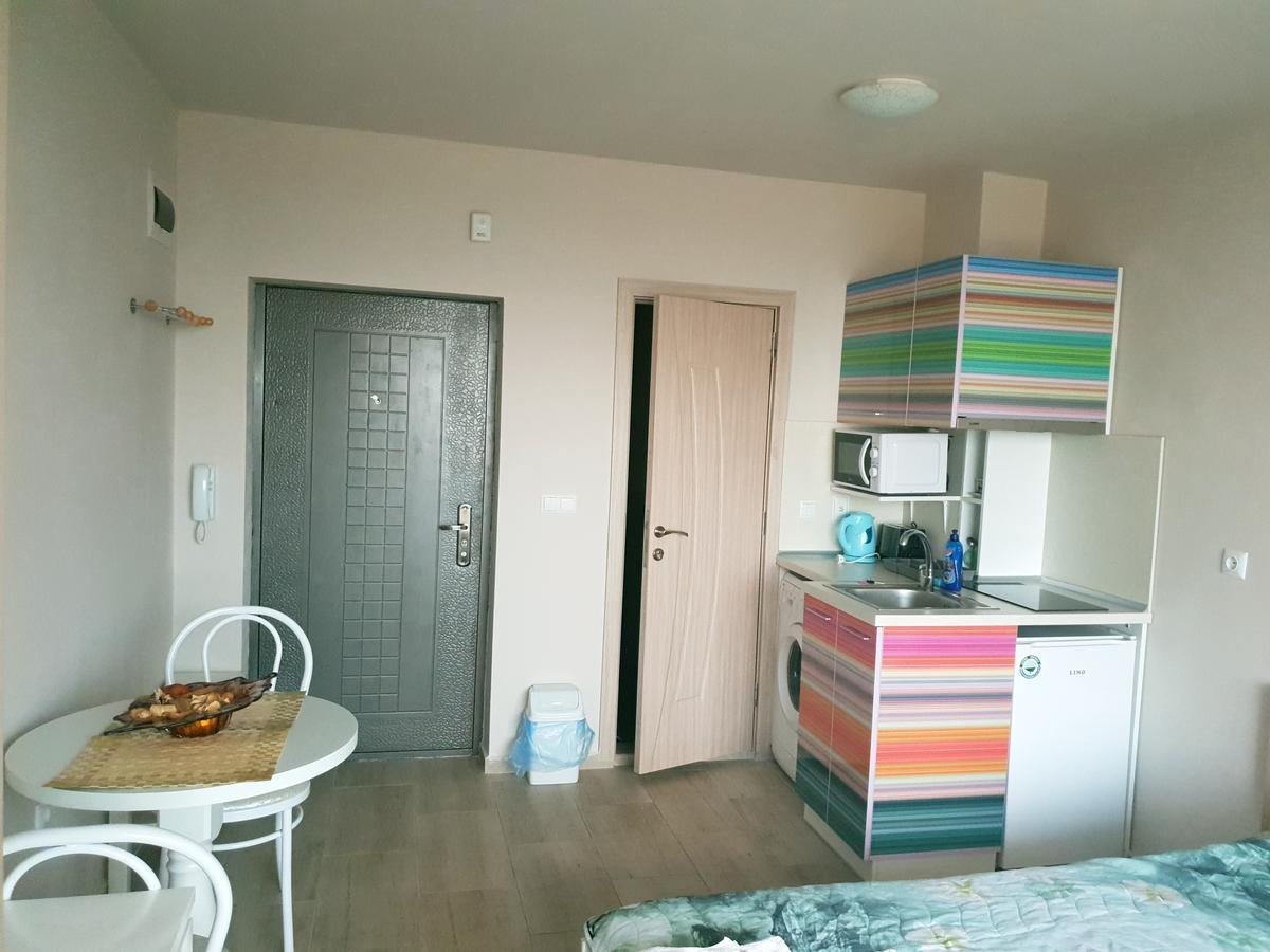 Apart Hotel Iglika Pomorie Buitenkant foto